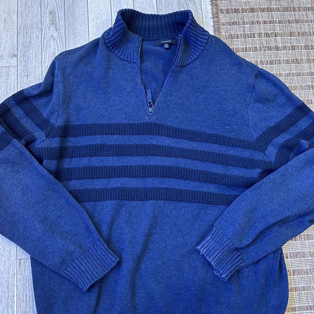 Tahari Men’s Blue Sweater XXL